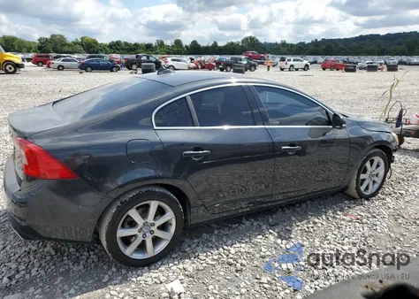 2016 Volvo S60 Premier из США, поврежденный, VIN YV126MFK0G2401547